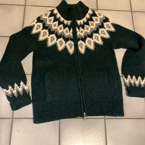 LL Bean EUC 100% lambs wool fair isle sweater